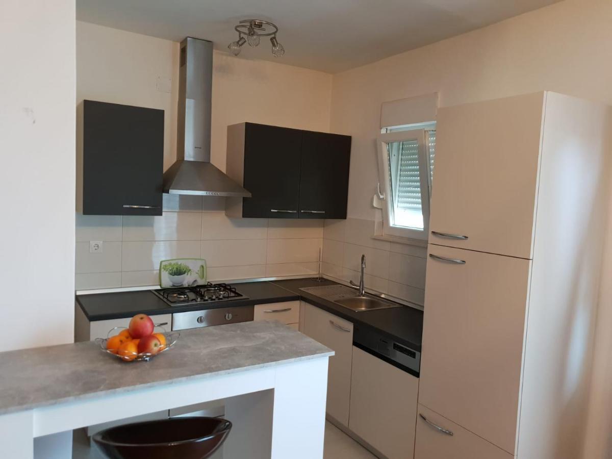 Apartmani Milutin بروداريكا المظهر الخارجي الصورة
